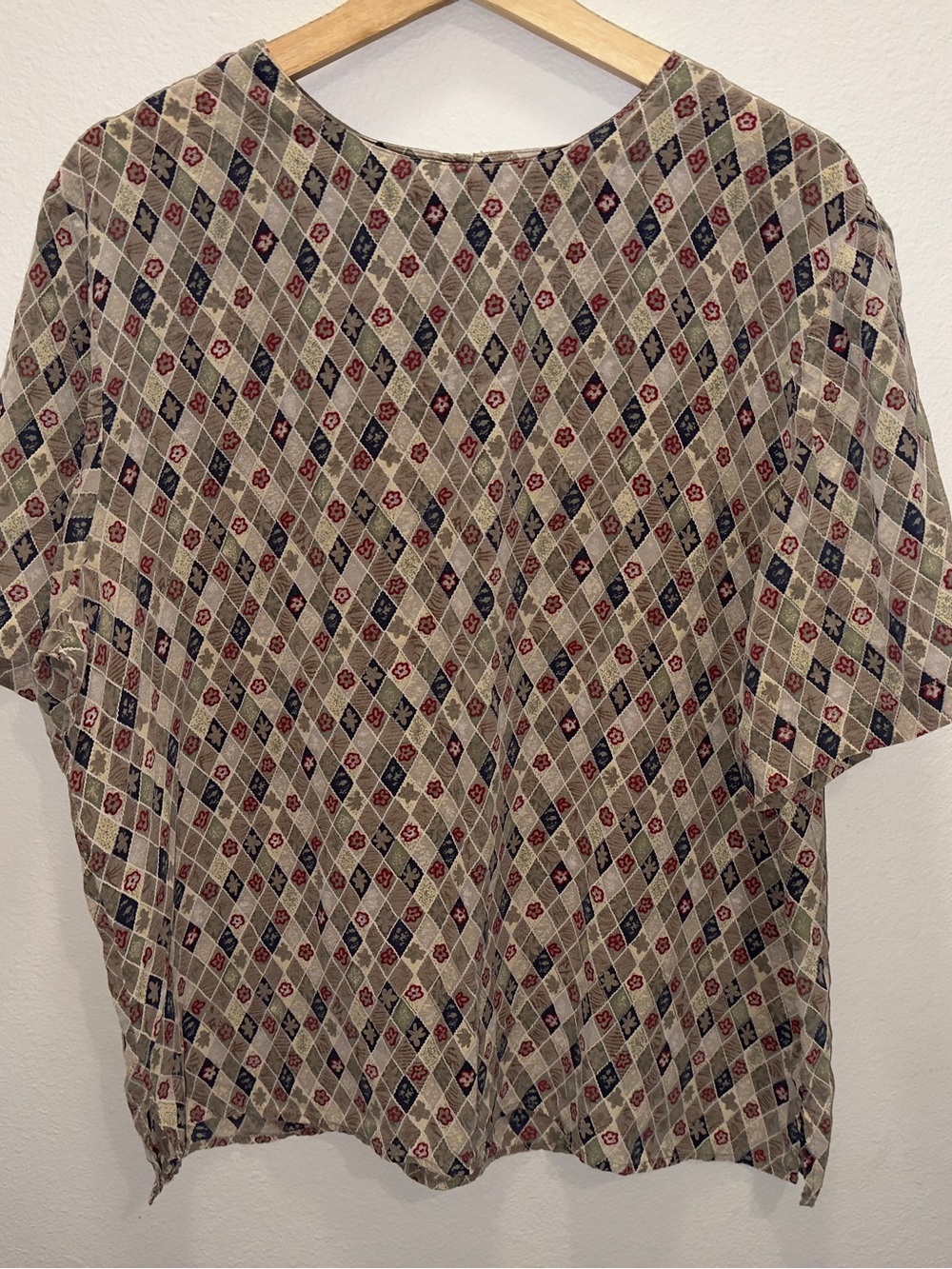 Casual Corner 100% Silk Geometric Kimono Sleeve Keyhole Blouse L/XL